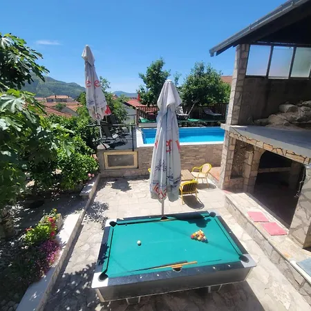 Apartament Ninić *